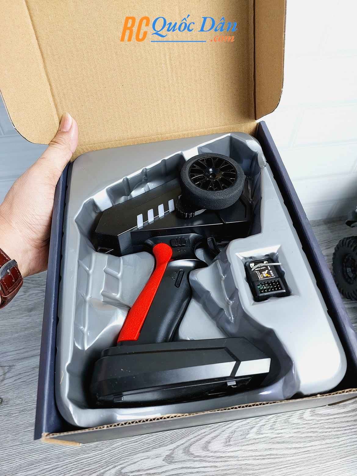 Tay điều khiển MN 6 kênh Tay điều khiển MN 6 kênh